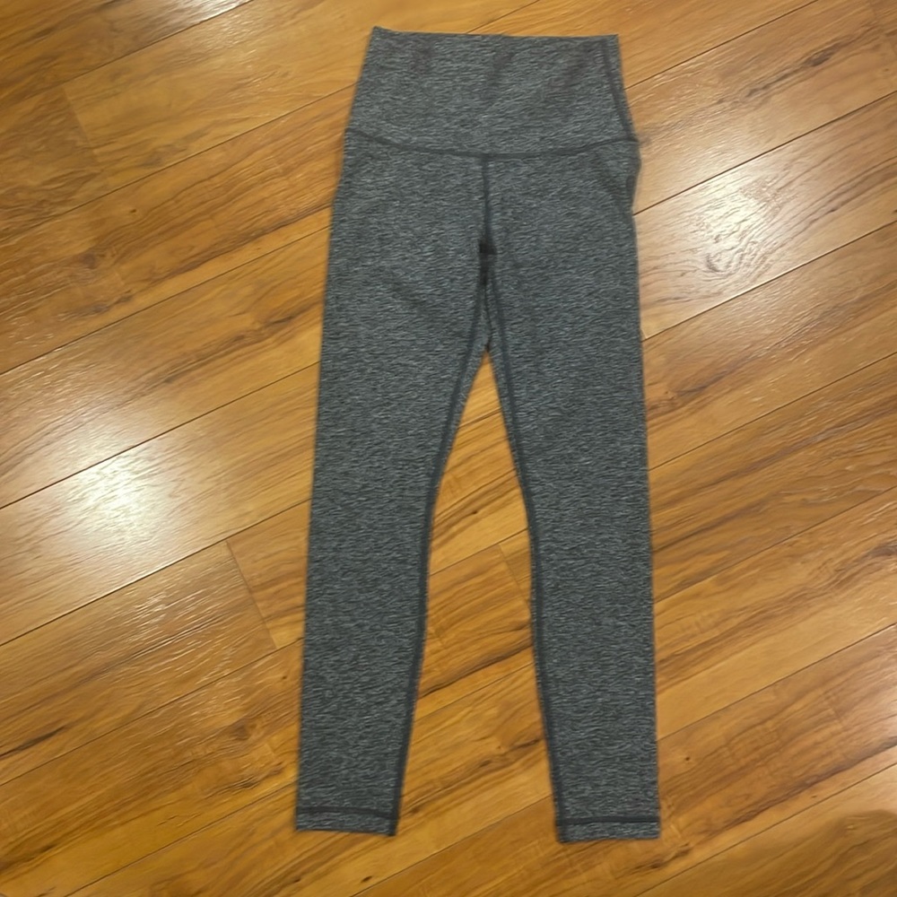 Aritzia TNA action blue marled leggings